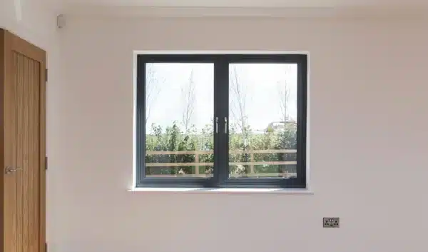 aluminium window. alitherm 300. smarts window. contemporary window